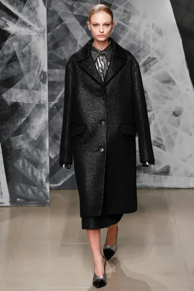 Look 29